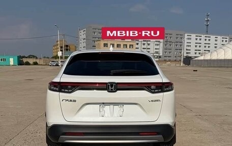 Honda Vezel, 2023 год, 1 640 000 рублей, 6 фотография