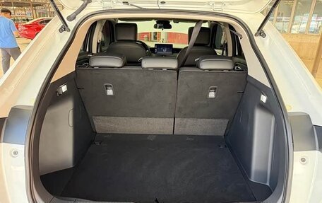 Honda Vezel, 2023 год, 1 640 000 рублей, 17 фотография