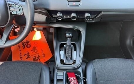 Honda Vezel, 2023 год, 1 640 000 рублей, 12 фотография