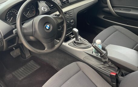 BMW 1 серия, 2010 год, 1 150 000 рублей, 8 фотография