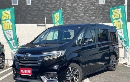 Honda Stepwgn IV, 2021 год, 1 800 000 рублей, 1 фотография
