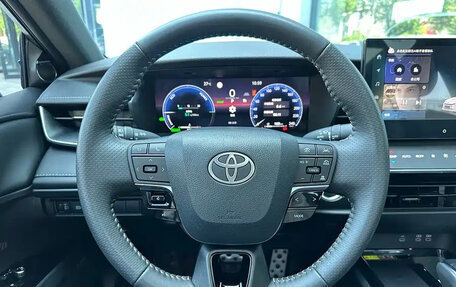 Toyota Camry, 2025 год, 3 700 000 рублей, 16 фотография