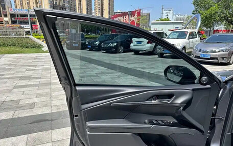 Toyota Camry, 2025 год, 3 700 000 рублей, 12 фотография