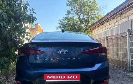 Hyundai Elantra VI рестайлинг, 2018 год, 1 255 000 рублей, 5 фотография
