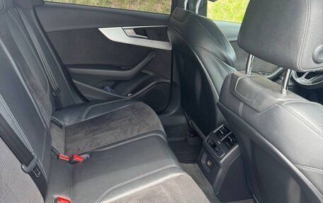 Audi A4, 2016 год, 2 300 000 рублей, 11 фотография