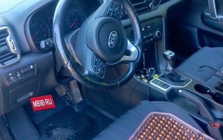 KIA Sportage IV рестайлинг, 2017 год, 1 600 000 рублей, 6 фотография
