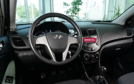 Hyundai Solaris II рестайлинг, 2016 год, 928 000 рублей, 6 фотография