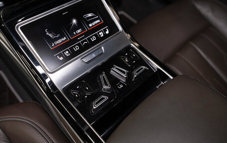 Audi A8, 2018 год, 4 100 000 рублей, 16 фотография
