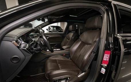 Audi A8, 2018 год, 4 100 000 рублей, 9 фотография