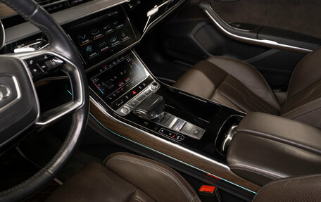 Audi A8, 2018 год, 4 100 000 рублей, 23 фотография