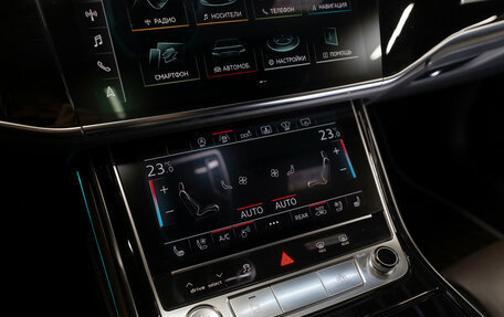 Audi A8, 2018 год, 4 100 000 рублей, 24 фотография