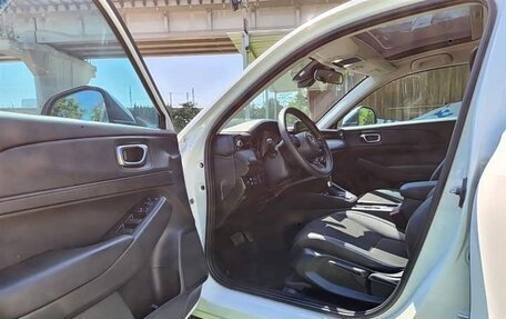Honda Vezel, 2023 год, 1 680 000 рублей, 8 фотография