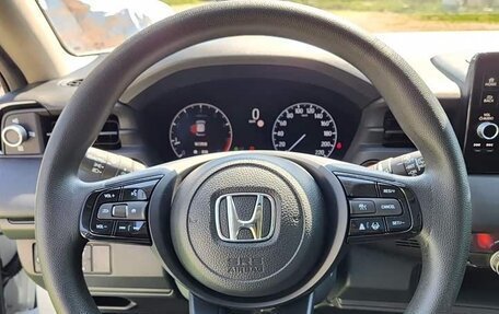 Honda Vezel, 2023 год, 1 680 000 рублей, 12 фотография