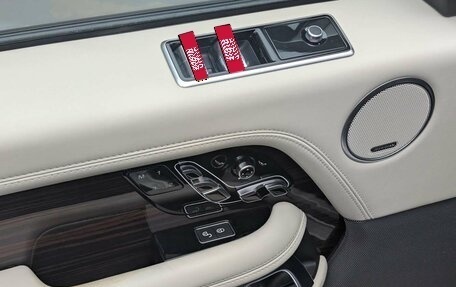 Land Rover Range Rover IV рестайлинг, 2019 год, 6 997 000 рублей, 9 фотография