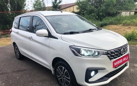 Suzuki Ertiga II, 2022 год, 1 920 000 рублей, 3 фотография