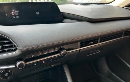 Mazda 3, 2020 год, 1 710 000 рублей, 14 фотография