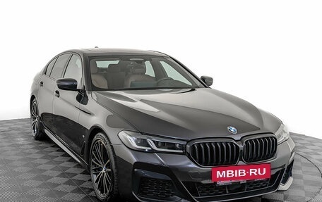 BMW 5 серия, 2021 год, 5 250 000 рублей, 3 фотография