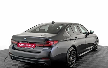 BMW 5 серия, 2021 год, 5 250 000 рублей, 5 фотография