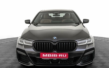 BMW 5 серия, 2021 год, 5 250 000 рублей, 2 фотография