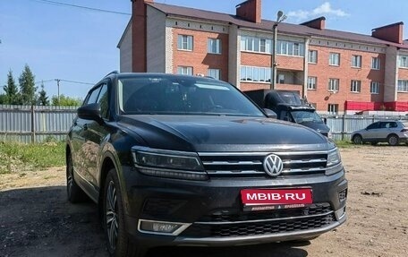Volkswagen Tiguan II, 2020 год, 3 100 000 рублей, 1 фотография
