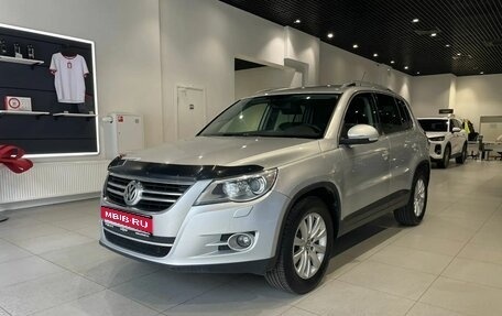 Volkswagen Tiguan I, 2010 год, 965 000 рублей, 1 фотография