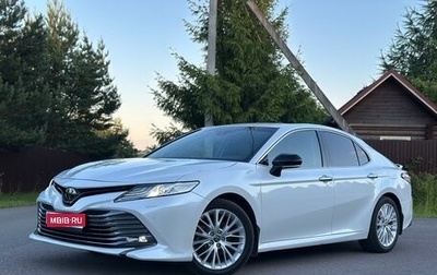 Toyota Camry, 2019 год, 2 950 000 рублей, 1 фотография
