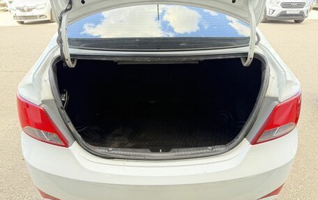 Hyundai Solaris II рестайлинг, 2015 год, 650 000 рублей, 15 фотография