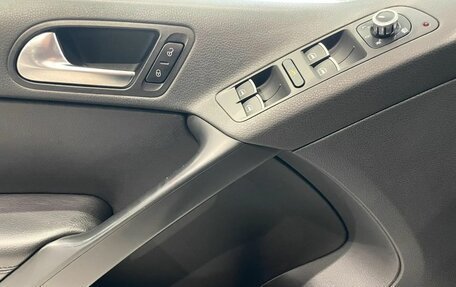 Volkswagen Tiguan I, 2010 год, 965 000 рублей, 18 фотография