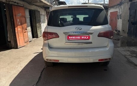 Infiniti QX56, 2011 год, 2 050 000 рублей, 13 фотография