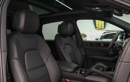 Porsche Cayenne III, 2026 год, 17 390 000 рублей, 2 фотография