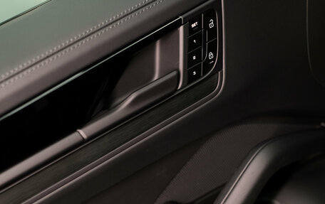 Porsche Cayenne III, 2026 год, 17 390 000 рублей, 13 фотография
