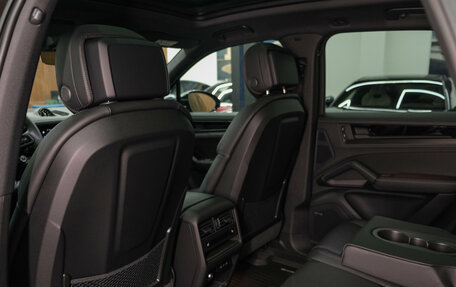 Porsche Cayenne III, 2026 год, 17 390 000 рублей, 27 фотография
