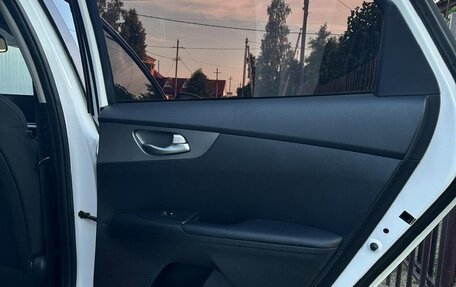 KIA Cerato IV, 2021 год, 2 100 000 рублей, 5 фотография