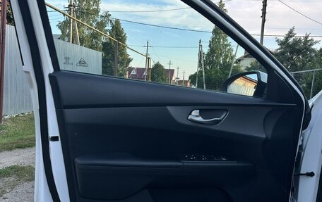 KIA Cerato IV, 2021 год, 2 100 000 рублей, 9 фотография