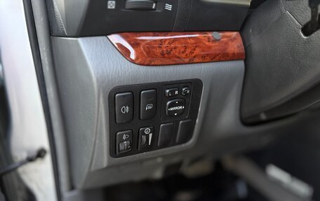 Toyota Land Cruiser Prado 120 рестайлинг, 2005 год, 2 000 000 рублей, 13 фотография