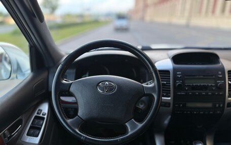Toyota Land Cruiser Prado 120 рестайлинг, 2005 год, 2 000 000 рублей, 11 фотография