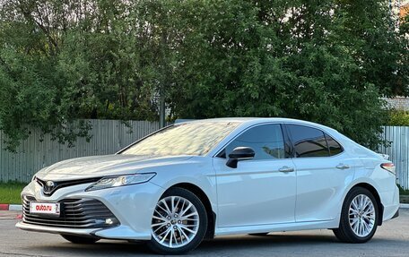 Toyota Camry, 2019 год, 2 950 000 рублей, 8 фотография