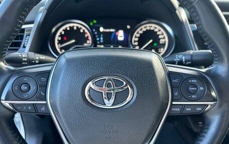 Toyota Camry, 2019 год, 2 950 000 рублей, 18 фотография