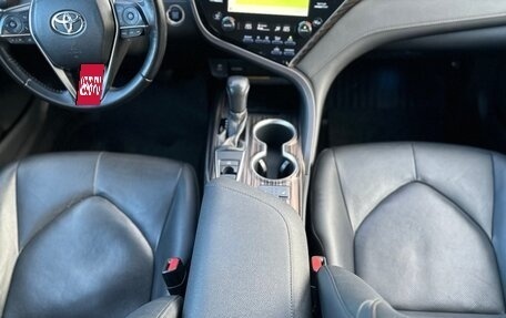 Toyota Camry, 2019 год, 2 950 000 рублей, 26 фотография