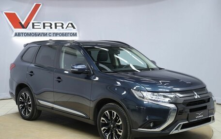 Mitsubishi Outlander III рестайлинг 3, 2021 год, 2 630 000 рублей, 3 фотография