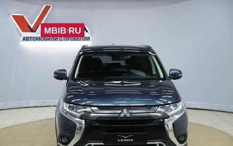 Mitsubishi Outlander III рестайлинг 3, 2021 год, 2 630 000 рублей, 2 фотография