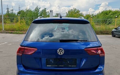 Volkswagen Tiguan II, 2019 год, 1 749 000 рублей, 6 фотография