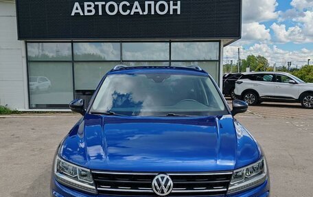 Volkswagen Tiguan II, 2019 год, 1 749 000 рублей, 5 фотография