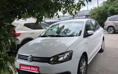Volkswagen Polo VI (EU Market), 2014 год, 700 000 рублей, 1 фотография