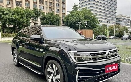 Volkswagen Teramont I, 2023 год, 4 077 000 рублей, 1 фотография