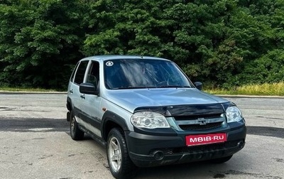 Chevrolet Niva I рестайлинг, 2004 год, 185 000 рублей, 1 фотография