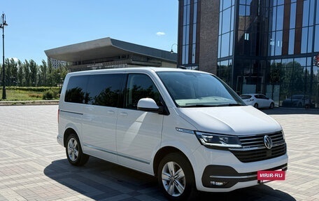 Volkswagen Multivan T6 рестайлинг, 2020 год, 6 400 000 рублей, 6 фотография