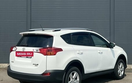 Toyota RAV4, 2013 год, 1 920 000 рублей, 7 фотография