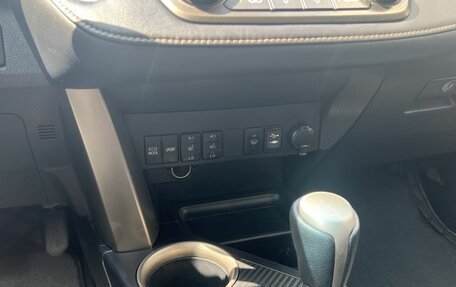 Toyota RAV4, 2013 год, 1 920 000 рублей, 21 фотография