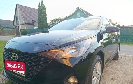 Hyundai Solaris II рестайлинг, 2020 год, 1 550 000 рублей, 4 фотография